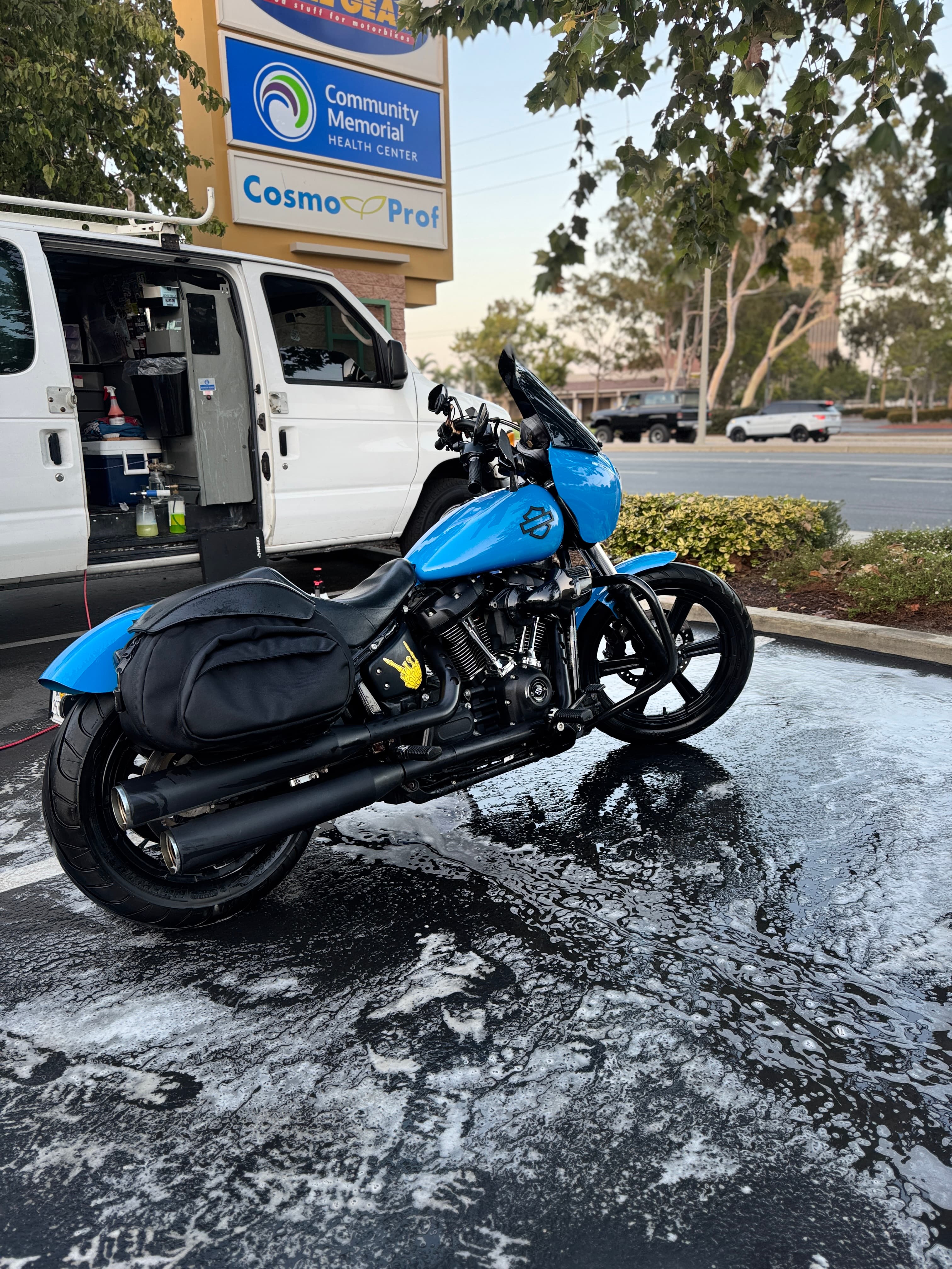 Blue Harley Breakout wash and detail