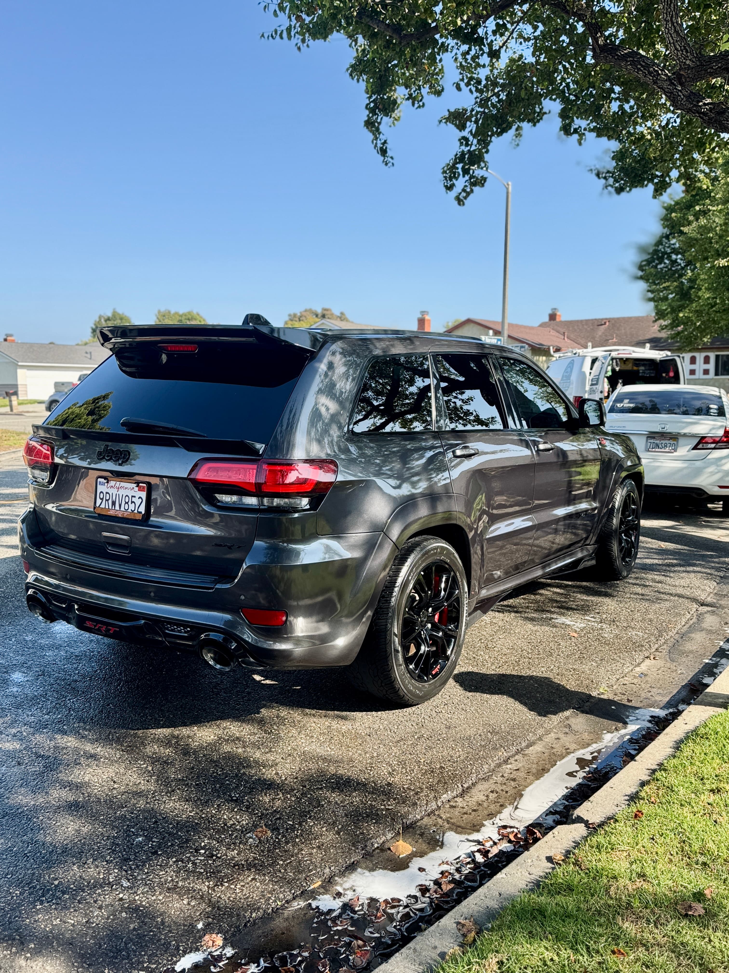 Exterior detail – glossy shine