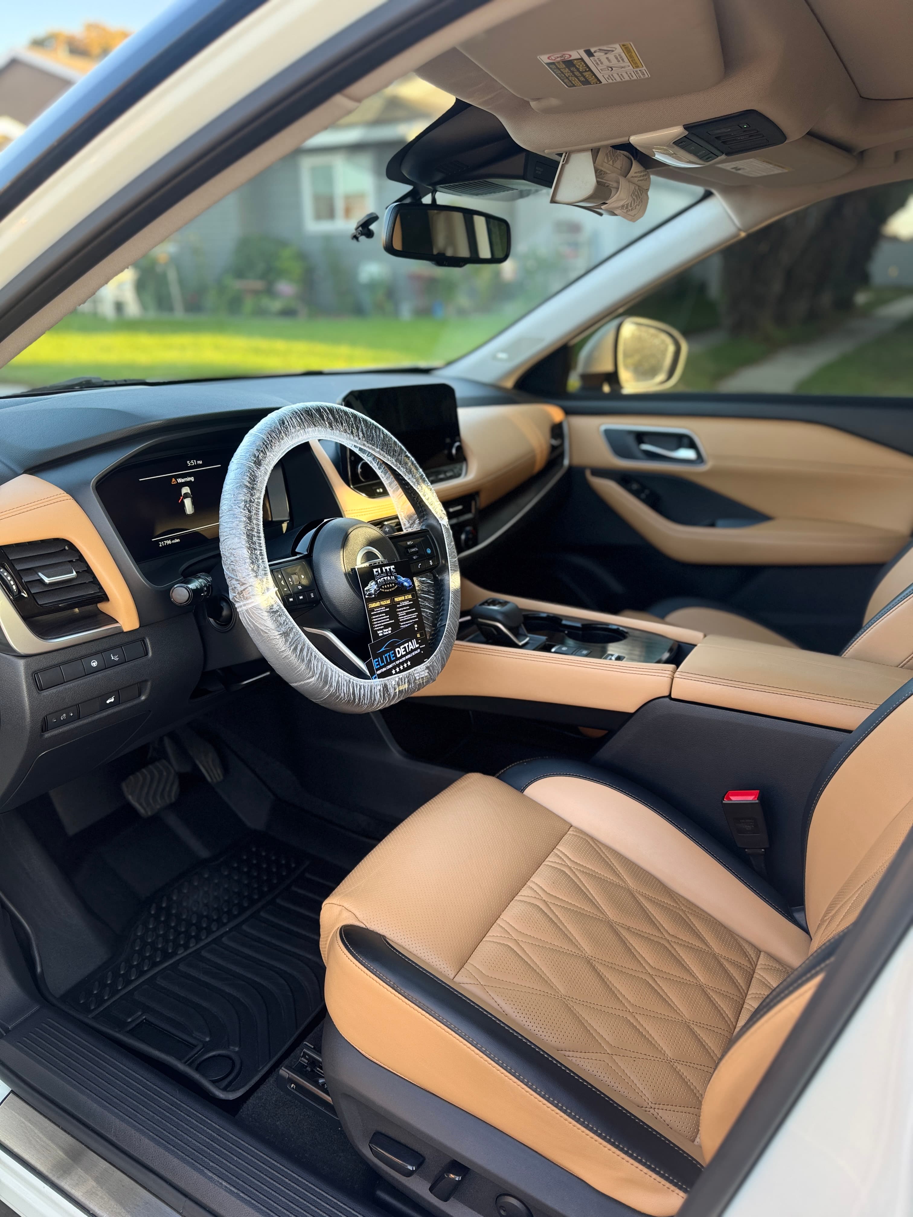 Nissan tan leather interior detail